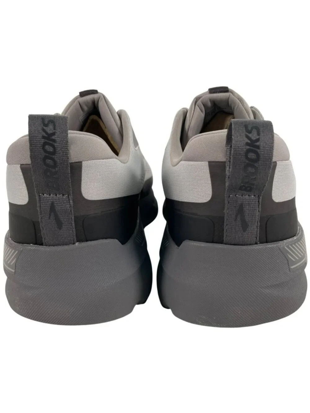 Brooks Beast GTS 26 Running Shoes Gray/Blackened Pearl Men's Size 14 Wide NEW